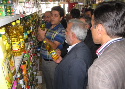  بازدید فرماندار و مسئولان  از بازار و اصناف