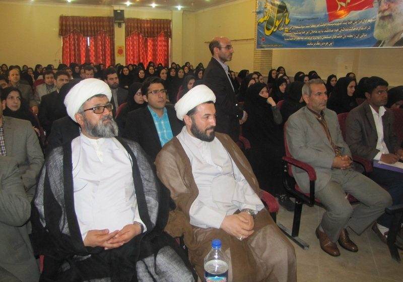  مراسم بزرگداشت روز معلم در دانشگاه پیام نور مرکز میانه برگزار شد.