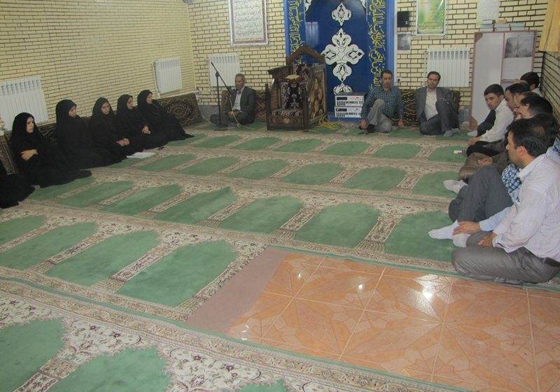 تجلیل ریاست دانشگاه پیام نور مرکز میانه از برگزاری موفق امتحانات و کنکور سراسری سال ۹۳