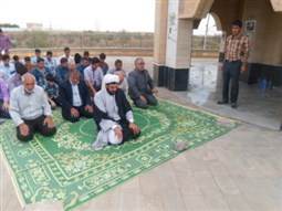 مزار شهدای گمنام شهرستان میانه توسط بسیجیان پایگاه شهید نوری غبارروبی و عطرافشانی شد