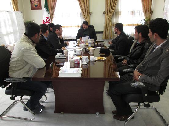  جلسه ملاقات مردمی حیدری آزاد معاون استاندار و فرماندار ویژه شهرستان میانه در راستای حل مشکلات مراجعین برگزار شد