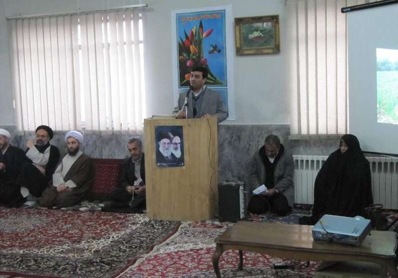  گرامیداشت دهه فجر در مرکز جهاد کشاورزی ترکمانچای