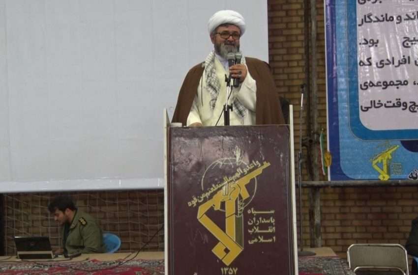  امام جمعه میانه: فرمان پذیری و مسوولیت پذیری از مهمترین ویژگی های یک بسیجی است
