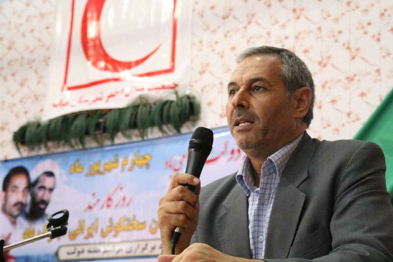  بمناسبت هفته دولت، طی مراسمی از سوی فرمانداری ویژه شهرستان  از کارکنان نمونه ادارات تجلیل شد/تجلیل از دو تن کارمندان دانشگاه آزاد اسلامی واحد میانه