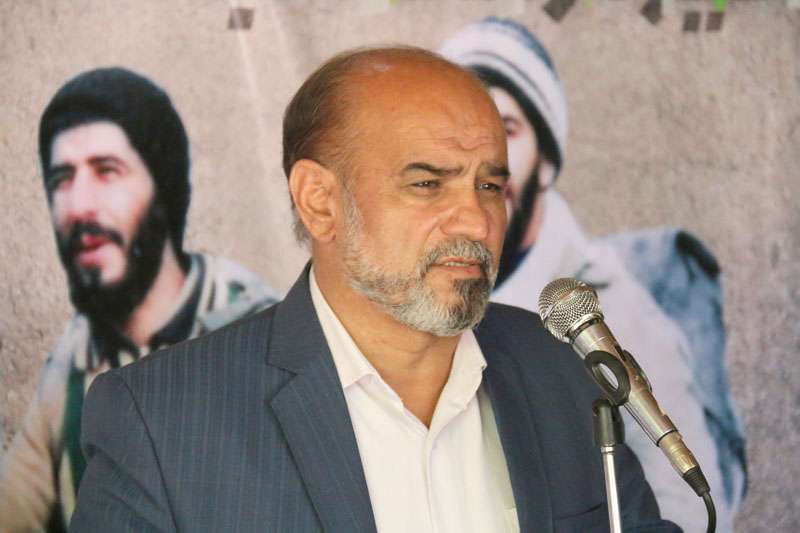  جانباز جنگ تحمیلی درآیین افتتاح نمایشگاه دفاع مقدس در واحد میانه:  هفته دفاع مقدس، احیای تمامی ارزش های الهی و اسلامی است