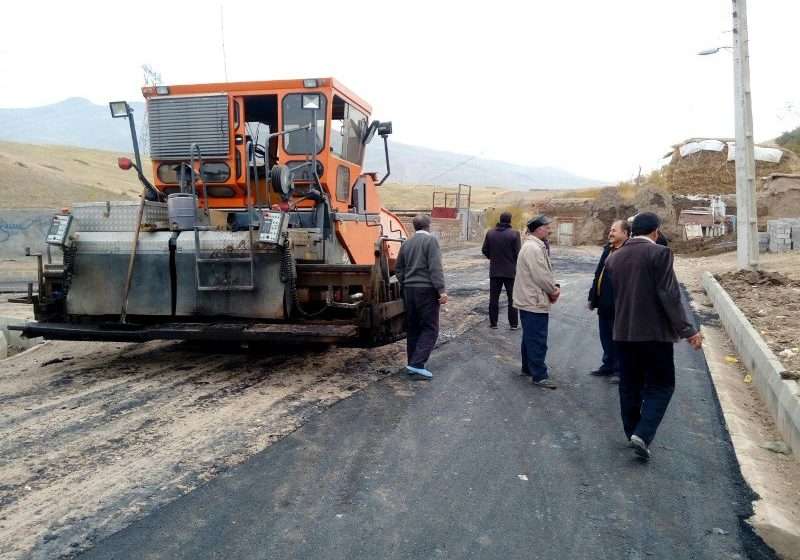  دو روستای بخش کندوان میانه زیرسازی و آسفالت شد