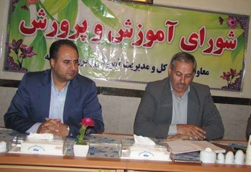  فرماندار میانه  بر افزایش سرانه ۶ دقیقه ای مطالعه در شهرستان میانه تاکید کرد