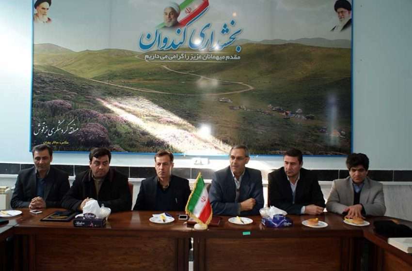  فرماندار ویژه میانه در معارفه بخشدار کندوان میانه: خدمت باید خالصانه و برای مردم باشد