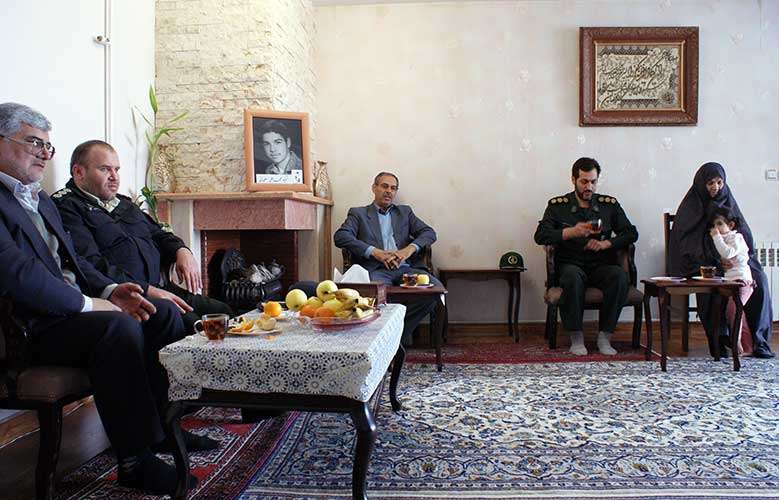  با حضور فرماندار ویژه میانه از خانواده معظم شهدا دیدار شد/گزارش تصویری