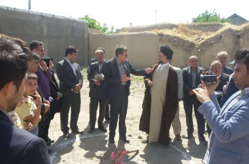  بخشدار کندوان میانه: ملت ایران از جمله مردم کندوان با عقلانیت تمام از نظام و کشور خود در پای صندوقهای رای پشتیبانی کردند
