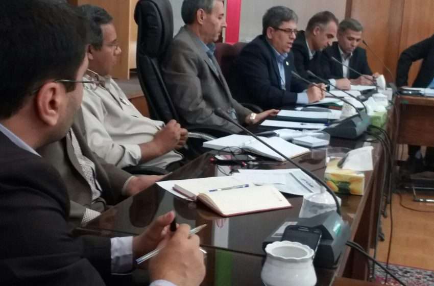  پرداخت ۷۰۰ میلیارد ریال تسهیلات در بخش مکانیزاسیون طی سال گذشته / تصویب تسهیلات ۲۰۰ میلیارد ریالی برای احداث گاوداری ۶ هزار راسی در میانه از سوی بانک کشاورزی استان