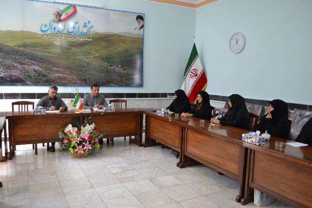  بخشدار کندوان: کار فرهنگی یکی از اصلی ترین وظایف بانوان است