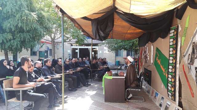  مراسم گرامیداشت هفته دفاع مقدس در دانشگاه پیام نورمرکز میانه برگزار گردید