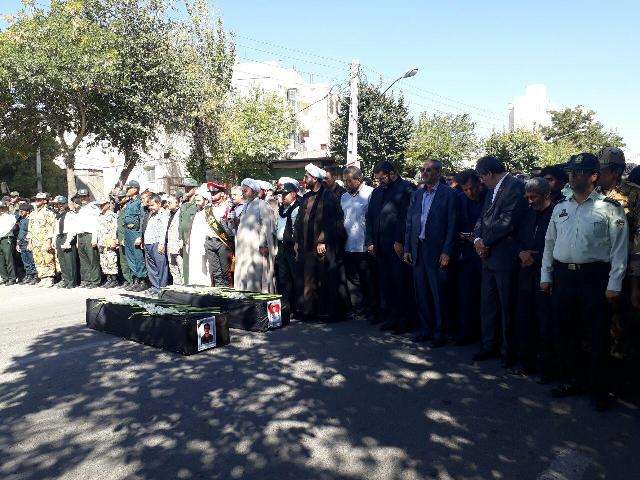 پیکر جانباختگان واژگونی خودروی پاسگاه ایشلق در میانه تشییع شد