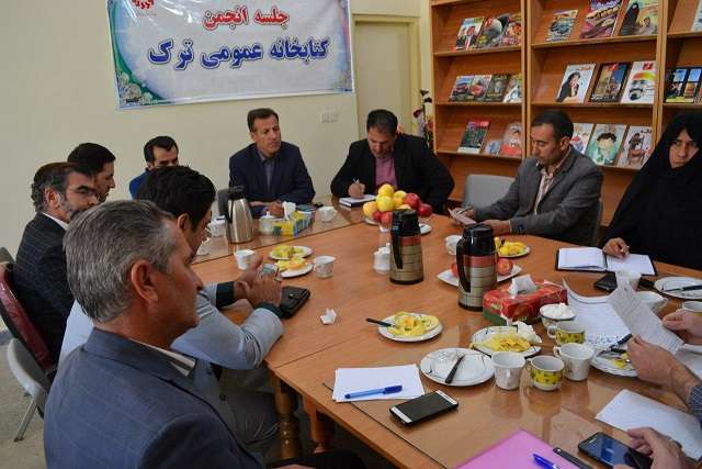  بخشدار کندوان:  ایجاد شور و اشتیاق جهت مطالعه و ترویج فرهنگ کتابخوانی امری ضروری است