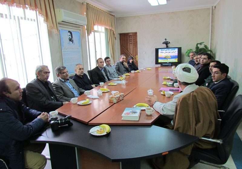  نشست سیاسی بسیج اساتید شهرستان میانه در دانشگاه پیام نور برگزار شد