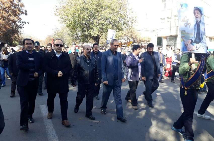  دهقان فداکار بر دوش شانه های مردم شهر میانه تشییع شد/گزارش تصویری