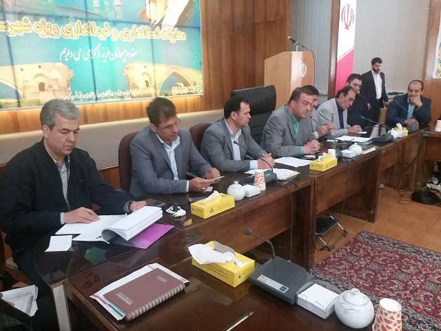  سرپرست فرمانداری ویژه میانه: استادیوم ۵ هزار نفری میانه ظرفیت مهمی برای معرفی شهرستان باعنوان پایتخت ورزش ایران است