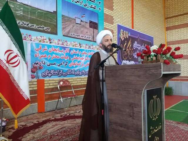  امام جمعه ترکمانچای: مردم بخش ترکمانچای از لحاظ برخورداری از امکانات محروم هستند