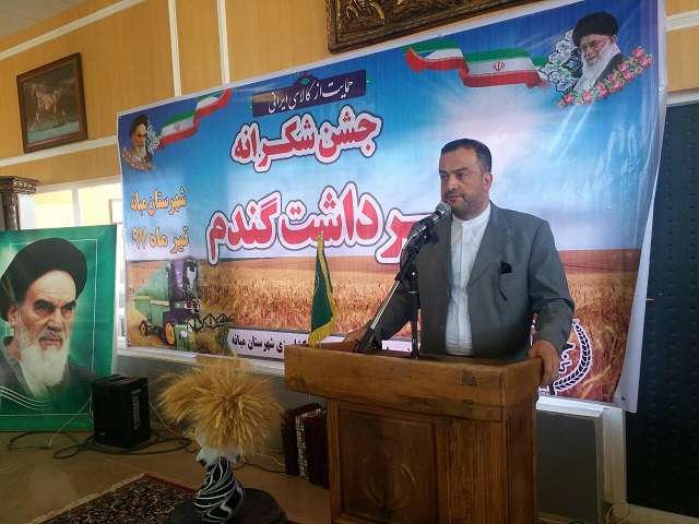  سرپرست فرمانداری میانه: جشن شکرانه برداشت گندم  نمود رونق بخش کشاورزی شهرستان در سطح استان است
