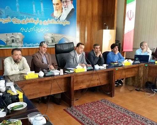  سرپرست فرمانداری میانه: رفع نشدن برخی کمبودها در حوزه بهداشت و درمان سبب عدم دستیابی به اهداف مجمع سلامت است
