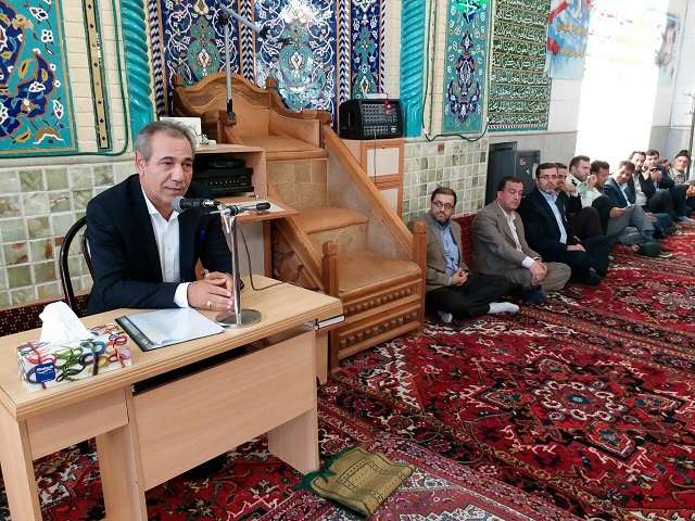  معاون امور اقتصادی و هماهنگی منابع استانداری: جدا کردن ملت از دولت و نظام تنها هدف شفاف دشمنان با راه اندازی جنگ اقتصادی است