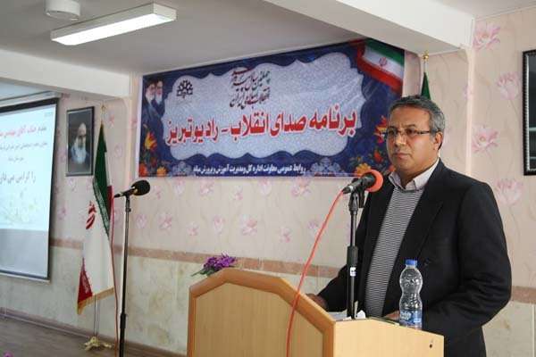  برنامه صدای انقلاب در میانه برگزار شد