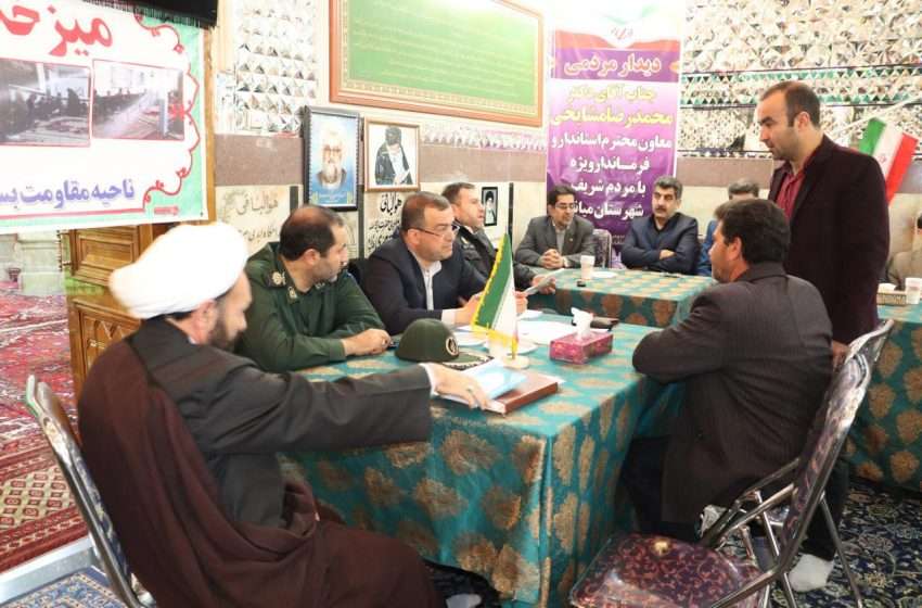  میز خدمت مدیران ادارات شهرستان میانه در مسجد جامع برپا شد