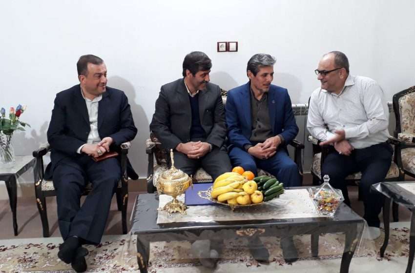  فرماندار ویژه میانه با یکی از جانبازان دوران دفاع مقدس دیدار کرد