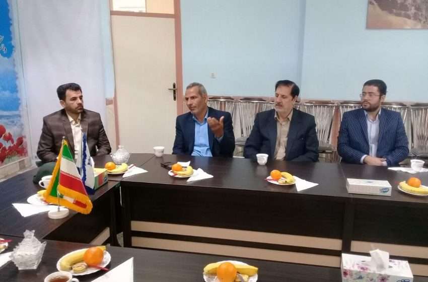  مراسم اعیاد شعبانیه با حضور مسئولین سپاه در دانشکده فنی و حرفه ای میانه برگزار شد
