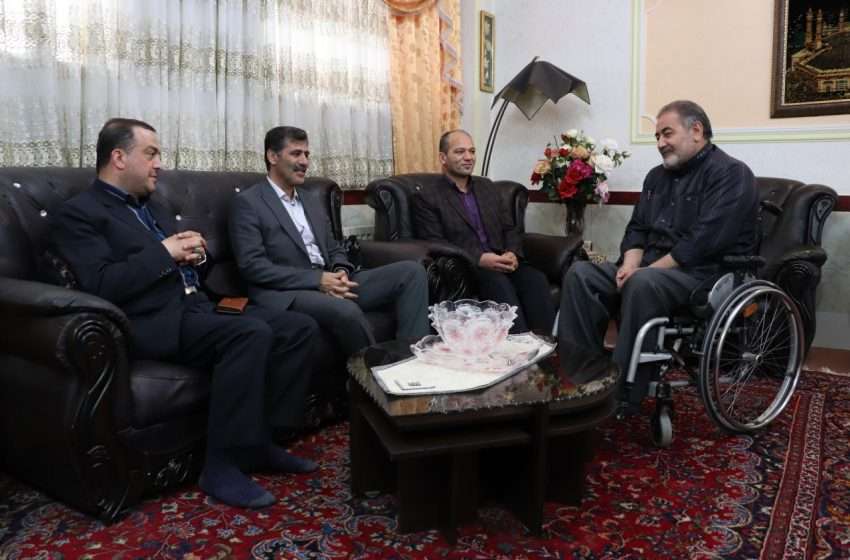  همزمان با روز جانباز؛ فرماندار ویژه میانه با دو جانباز دفاع مقدس دیدار کرد