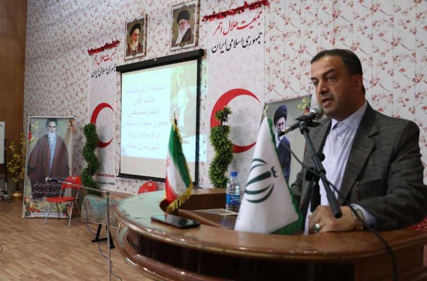  فرماندار ویژه میانه: لزوم تعمیق و تقویت روحیه ایثار و فداکاری در جوانان/ جوانان نقش آفرینان اصلی در رونق تولید و اشتغال
