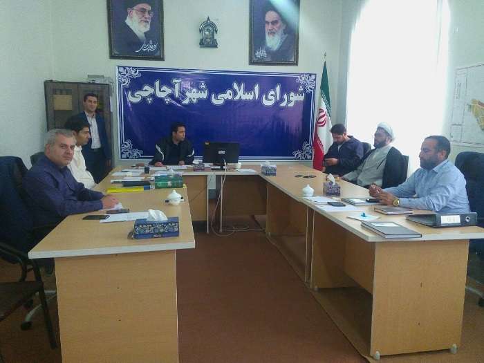  جلسه هماهنگی برگزاری برنامه های رمضانی شهر آچاچی در کمیته فرهنگی این شهر