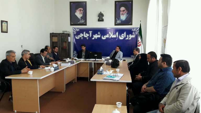  جلسه بررسی مسائل و مشکلات شهر آچاچی با محوریت ورزش این شهر  برگزار شد