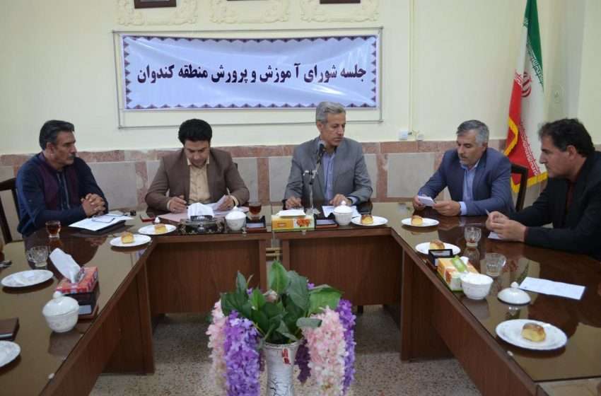  بخشدار کندوان میانه از کسب مقام سومی سواد آموزی در بخش در استان خبر داد