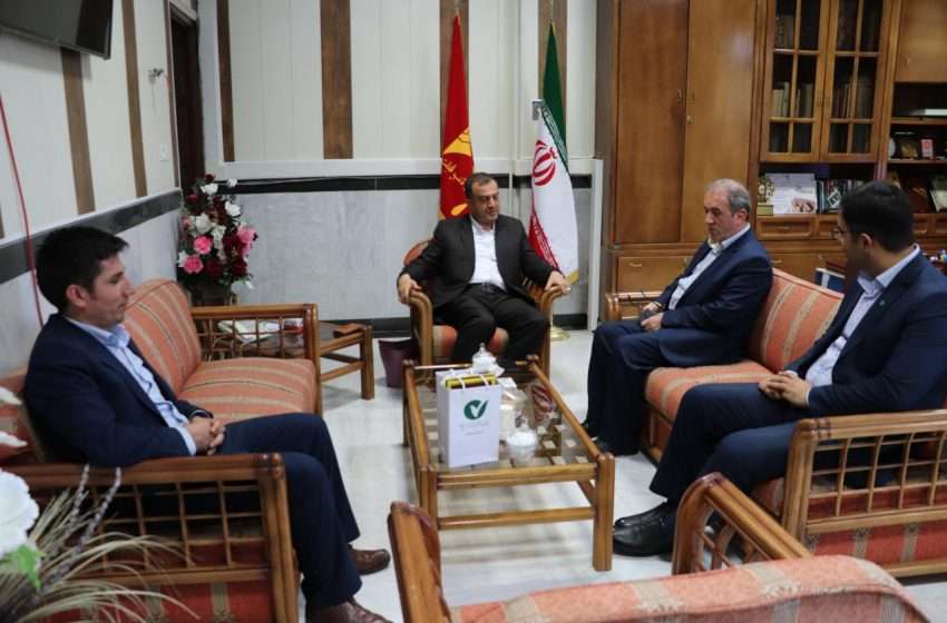  فرماندار ویژه میانه: بانک مهر ایران پتانسیل بزرگی در راستای حمایت از نیازمندان و موضوع اشتغال است