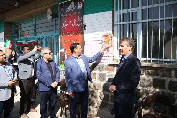  با حضور بخشدار مرکزی میانه؛ زنگ آغاز تحصیلی مدارس بخش مرکزی نواخته شد