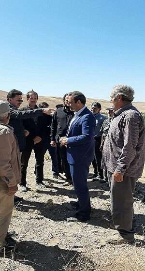  بازدید بخشدار کاغذکنان از روستای برانقار