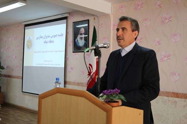  مدیر آموزش و پرورش میانه؛ خلاقیت و نوآوری لازمه اجرای سند تحول بنیادین در مدارس است