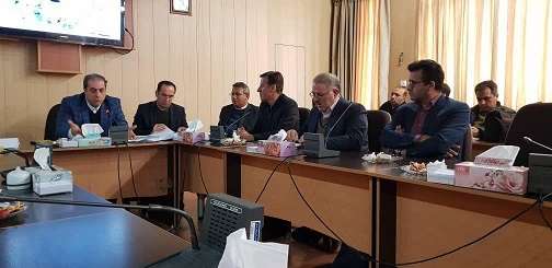  جلسه استانی کارگروه مخاطرات، زمین لرزه ، مسکن و شهرسازی در خصوص جانمایی مساکن روستای خانقاه از توابع کندوان برگزار شد