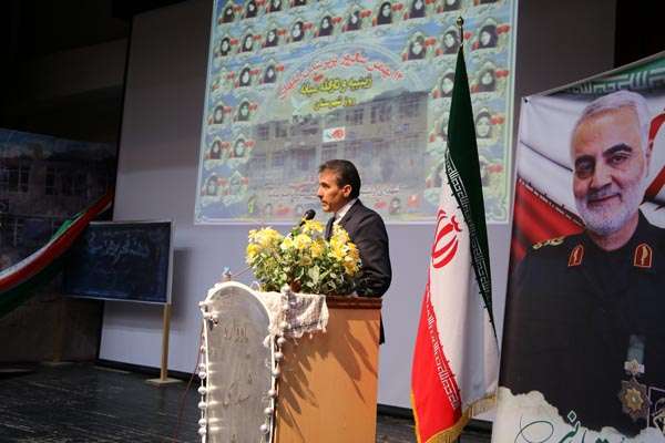  مدیر آموزش و پرورش میانه؛ تمامی موفقیت ها و دستاوردهای انقلاب اسلامی مرهون خون شهدا است