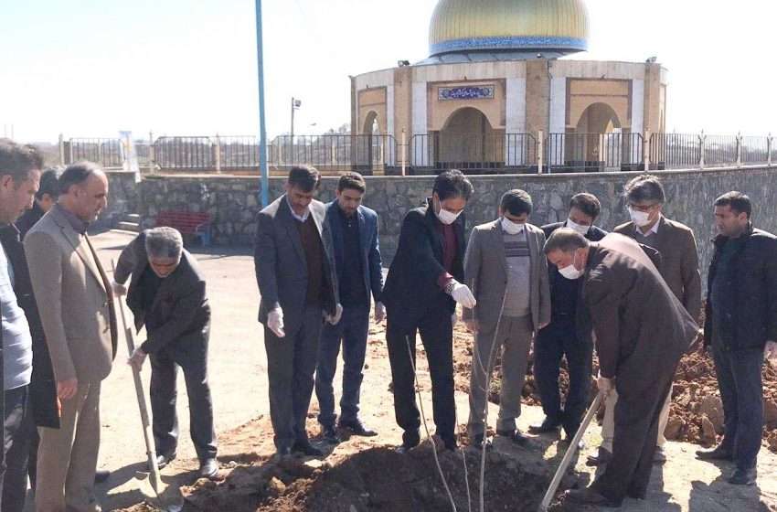  شهردار: بهار پشت در است به زندگی سلامی دوباره باید کرد