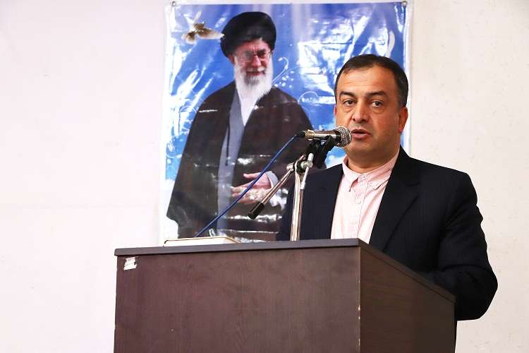  فرماندار ویژه میانه در آیین معارفه بخشدار ترکمانچای: مسئولین نعمت مراجعات مردمی را به نقمت تبدیل نکنند
