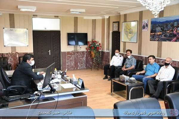  شهردار در دیدار با هیئت امنای بازار: کلید حل مشکلات بازار قانونمداری و احترام به حقوق شهروندان است