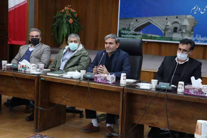  نشست صمیمی فرهیختگان و دانشگاهیان با فرماندار ویژه میانه برگزار شد