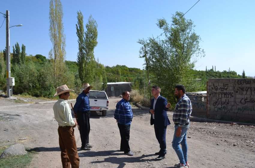  بازدید بخشدار کندوان از روستاهای سرخه حصار و نشلانده