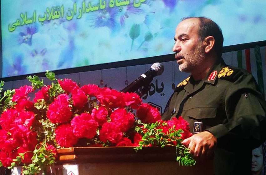  یادواره ۱۲۰۰ شهید دوران دفاع مقدس و سرداران و شهدای کارمندی و کارگری میانه برگزار شد