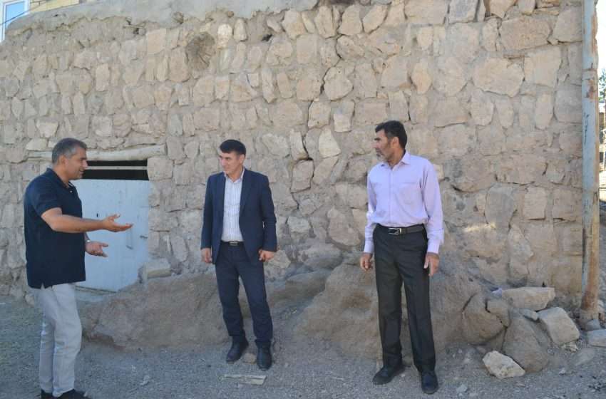  بازدید بخشدار کندوان از روستای خواجه ده