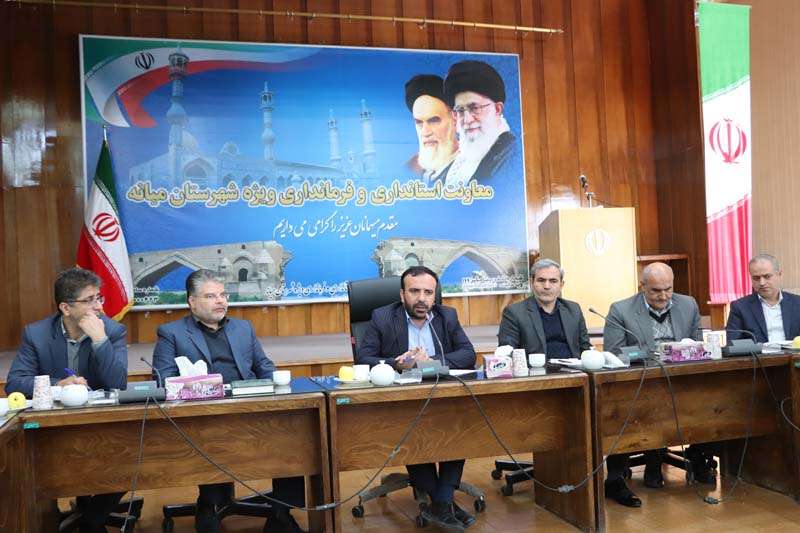  مسائل و نیازهای فرمانداری و بخشداری های شهرستان بررسی شد