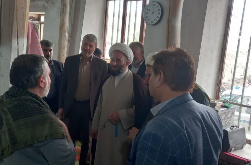  کاروان پیاده زائران حرم مطهر امام خمینی (ره) مورد استقبال مسئولین بخش ترکمانچای قرار گرفت